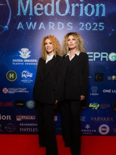 Amore Twins at the event MedOrion